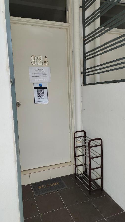 Dadide Guesthouse Alor Gajah Exterior photo